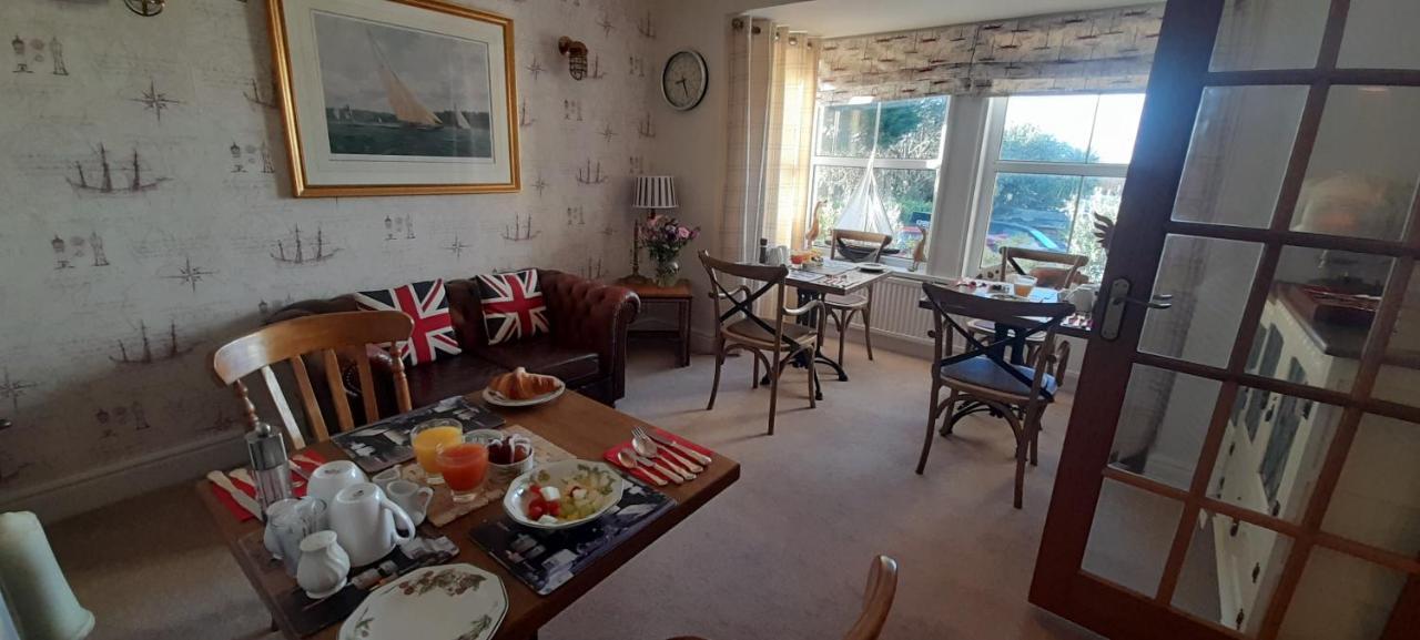 Little Orchard House Bed & Breakfast Salcombe Exterior photo